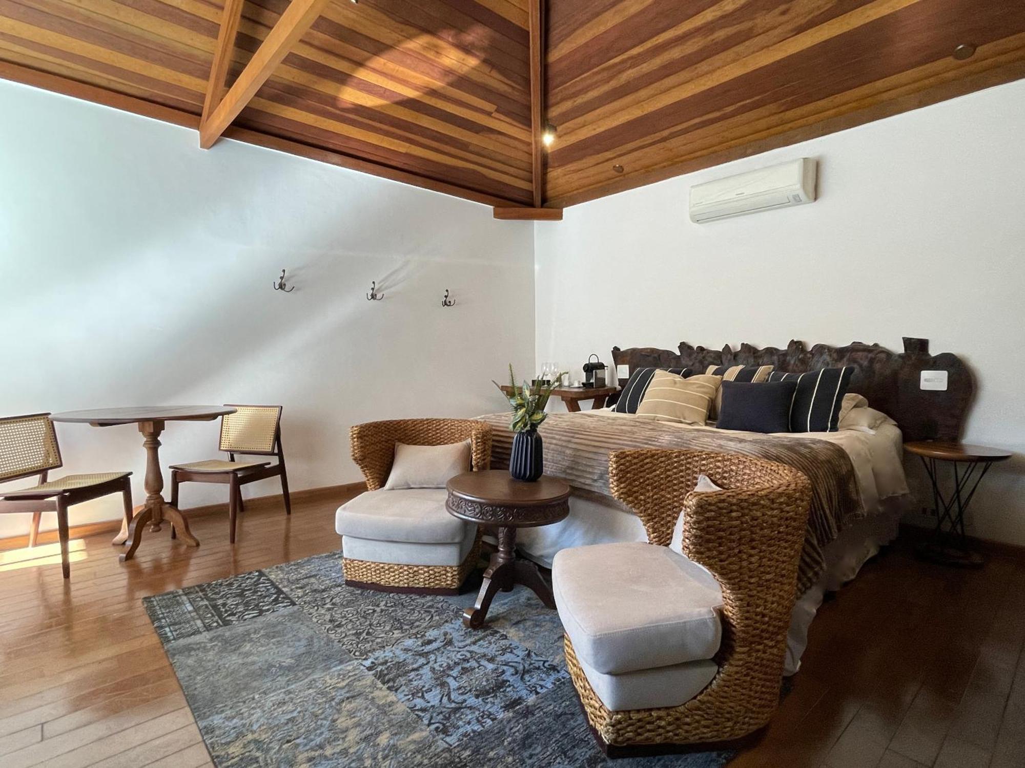 Alma Hotel Campos do Jordao Exterior photo
