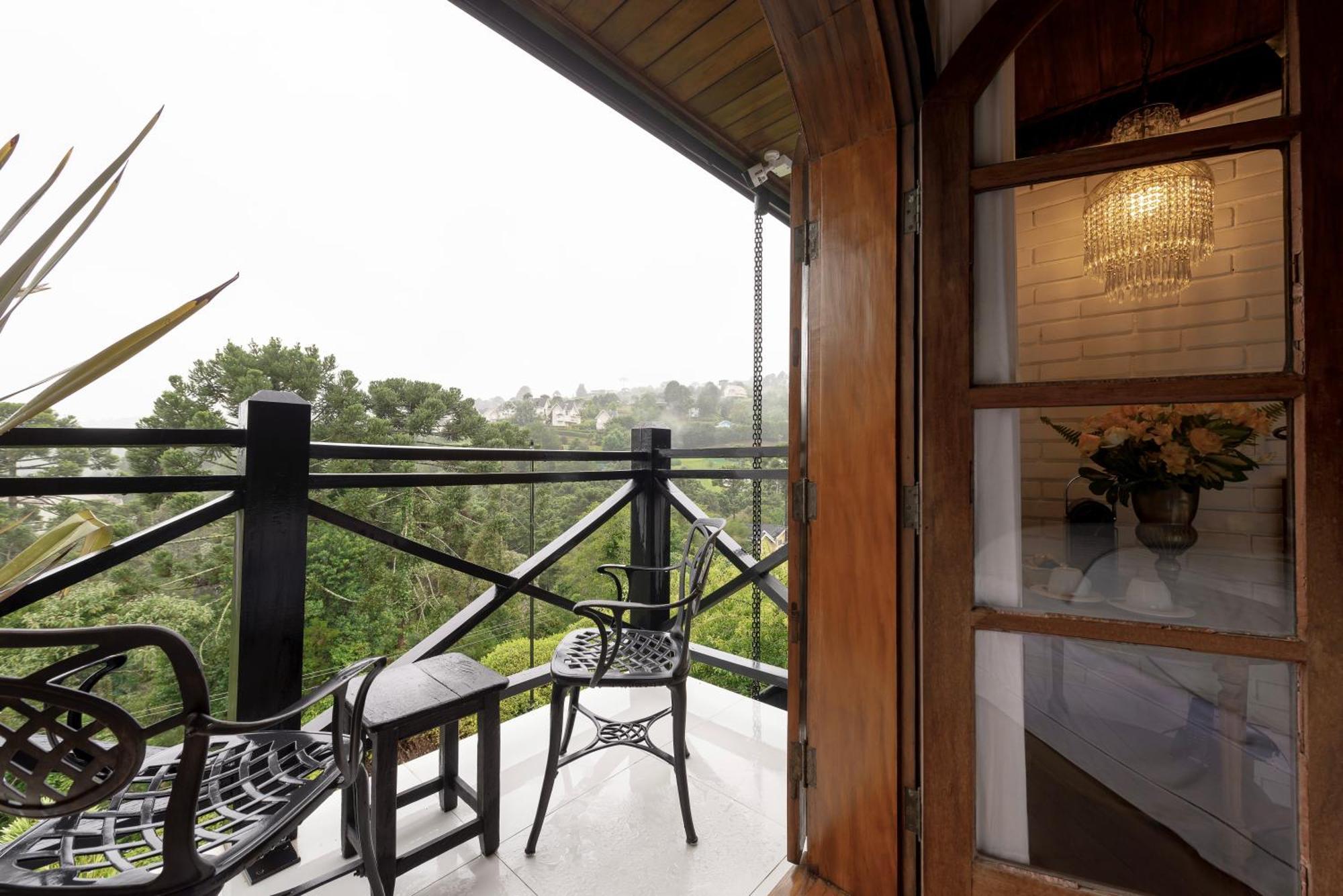 Alma Hotel Campos do Jordao Exterior photo