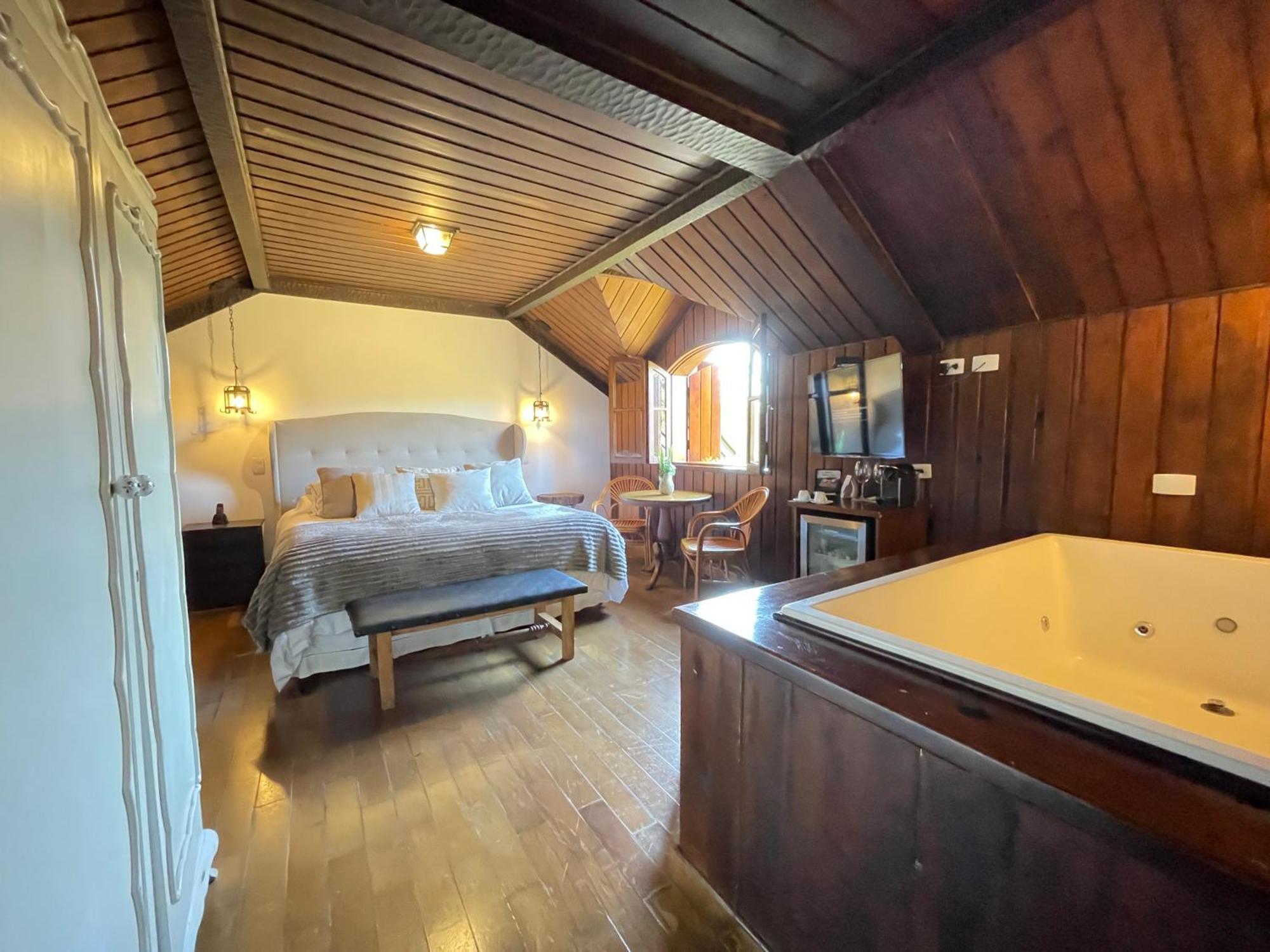 Alma Hotel Campos do Jordao Exterior photo